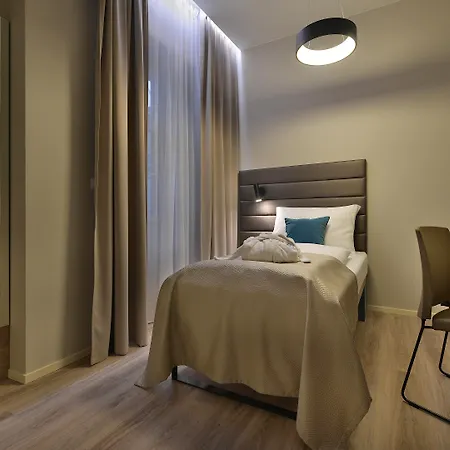 Ea New Town Hotel 4*