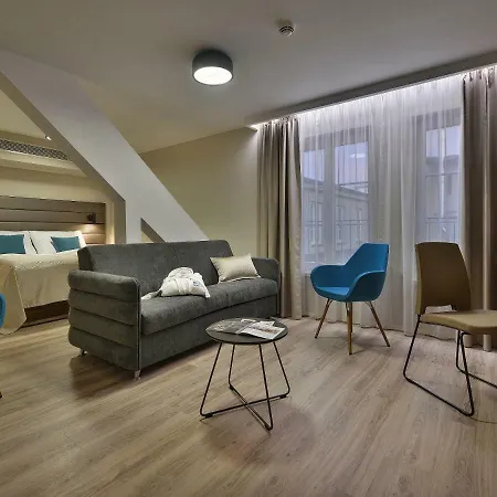 Ea New Town Hotel 4*