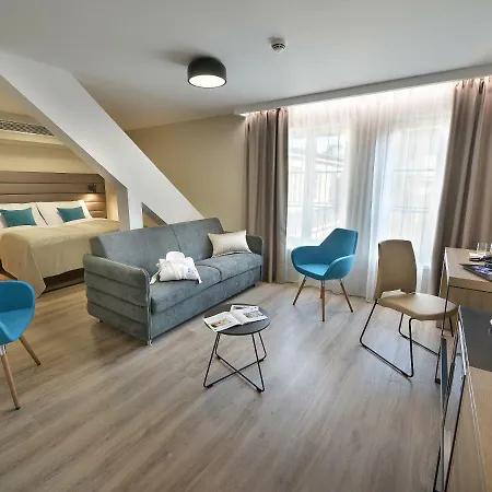 Ea New Town Hotel Praga