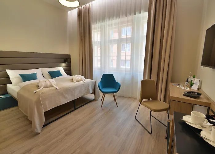 Ea New Town Hotel