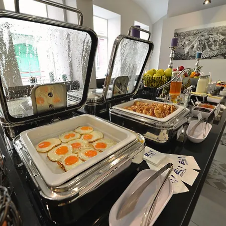 Hotell Ea New Town 4*