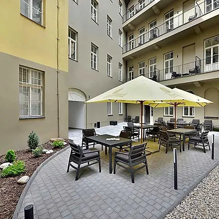 Hotel Ea New Town Prag