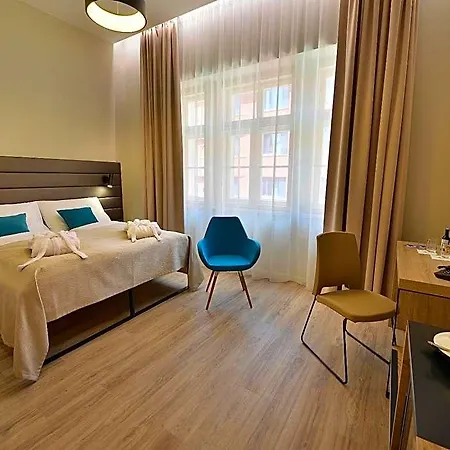 Ea New Town Hotel 4*