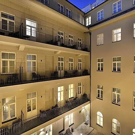 Ea New Town Hotel 4*