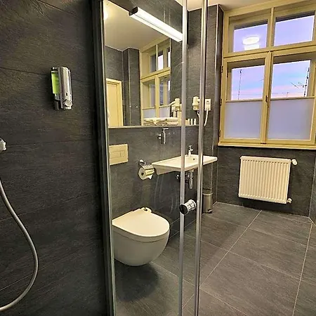 Ea New Town Hotel 4*