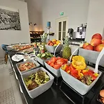 Hotel Ea New Town