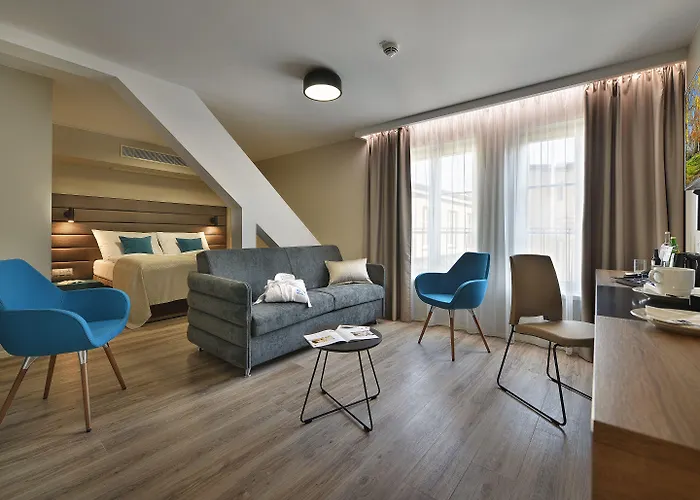 Ea New Town Hotel 4*