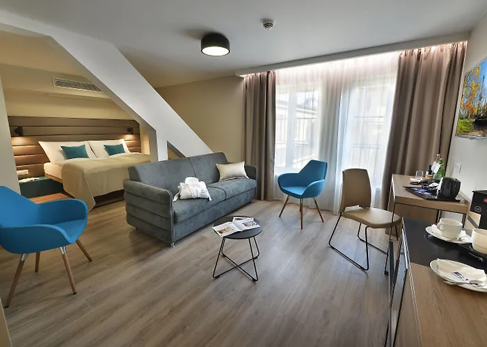 Ea New Town Hotel 4*