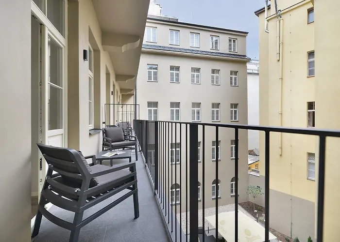 Ea New Town 4* Praha